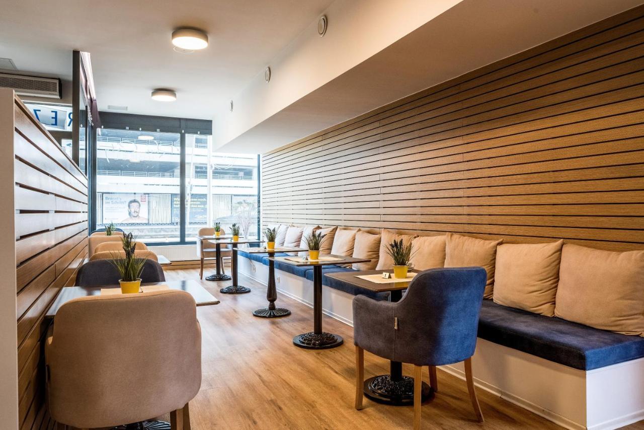 Rheincity Hotel & Boardinghouse ลุดวิกส์ฮาเฟน อัม ไรน์ ภายนอก รูปภาพ